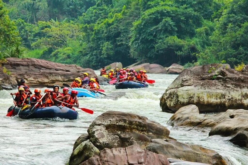 White Water Rafting Kithulgala Sri Lanka